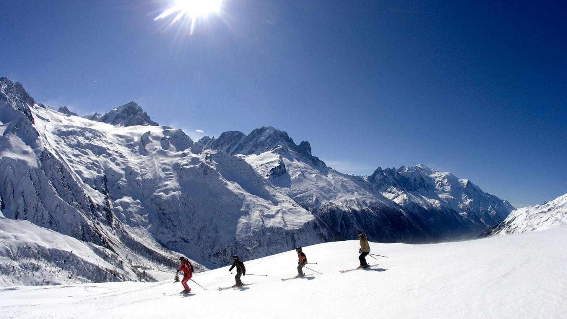 Apartment Maisonnee - A Charming Chamonix Haven Buitenkant foto
