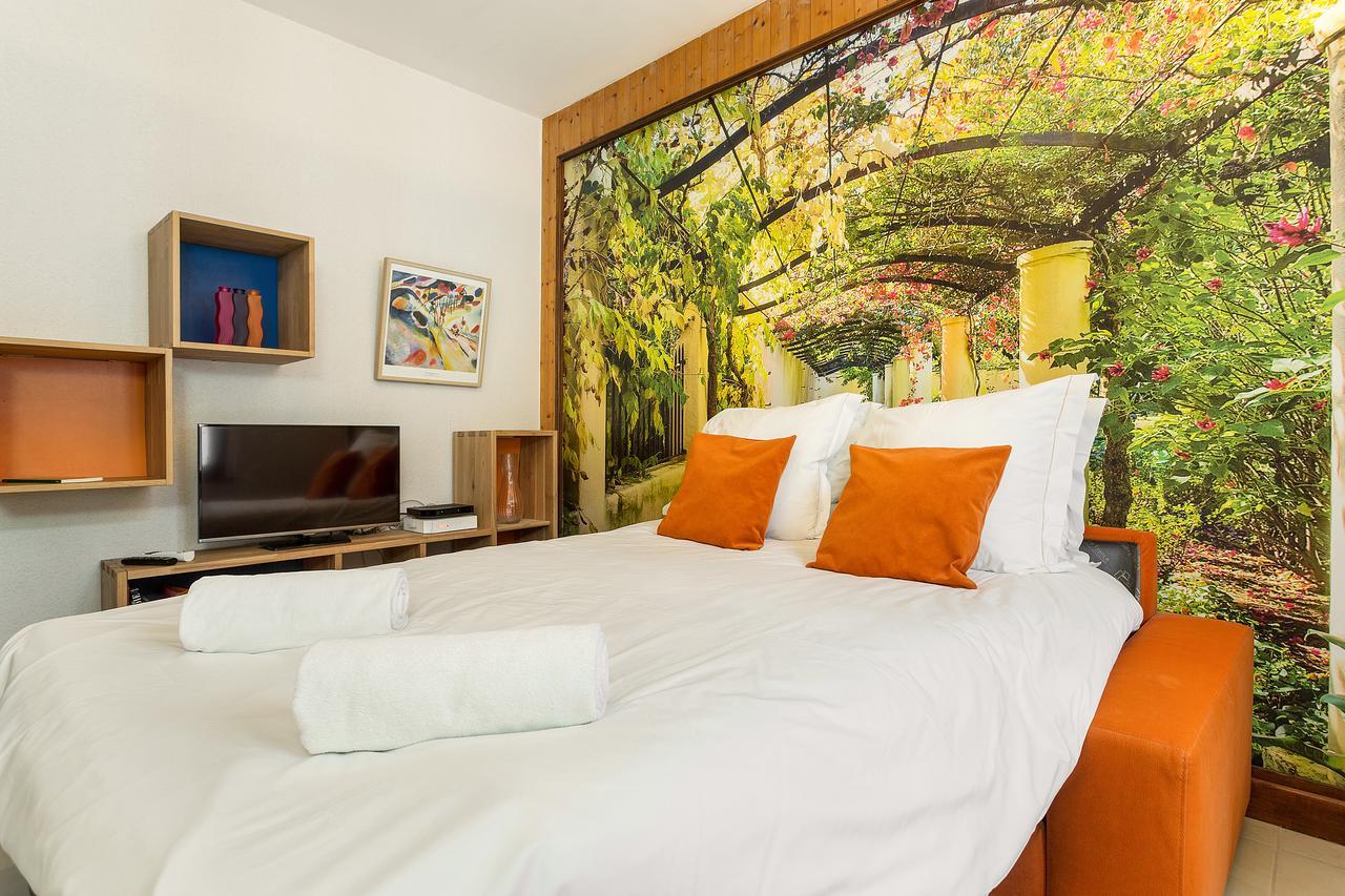 Apartment Maisonnee - A Charming Chamonix Haven Buitenkant foto